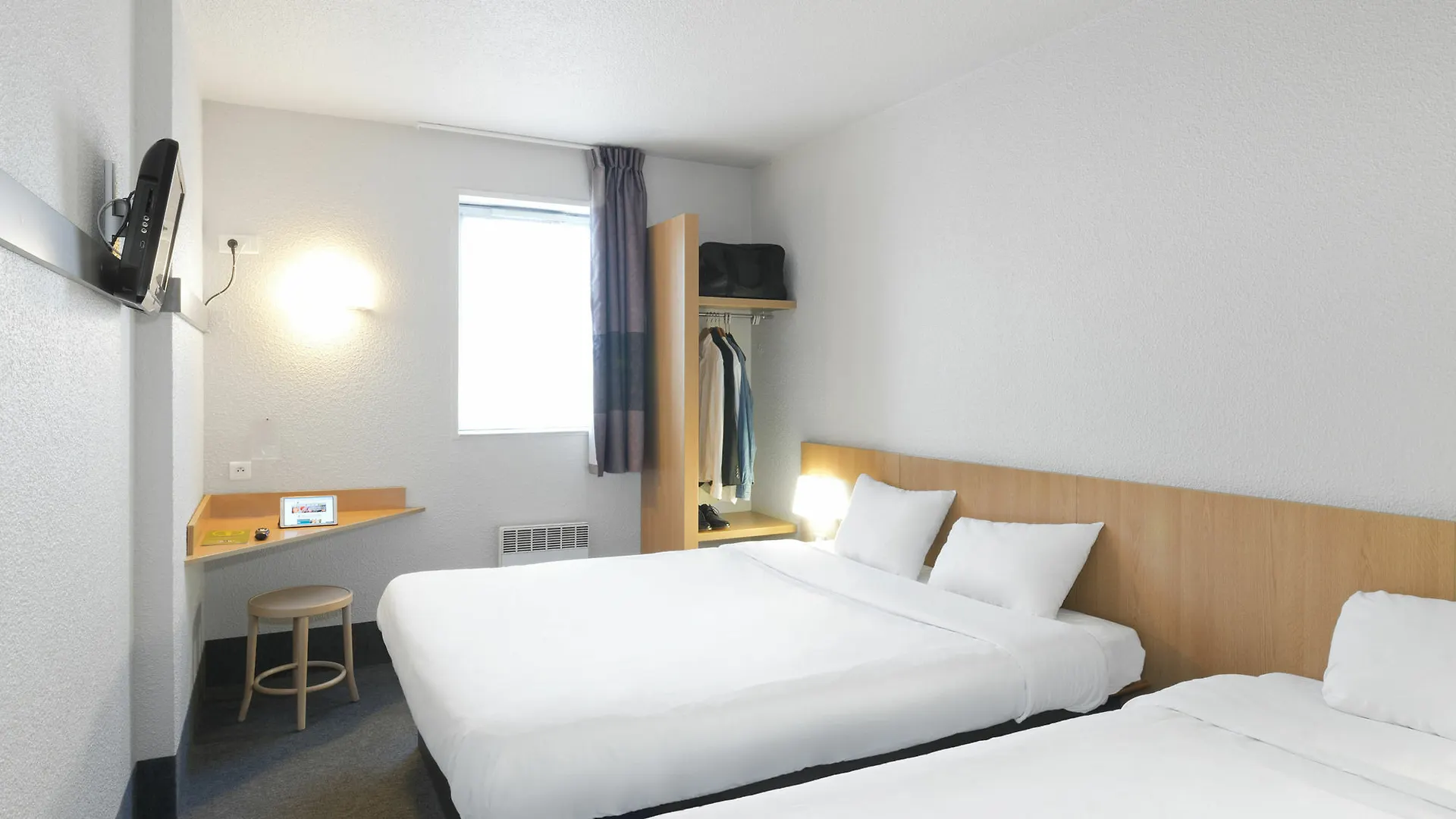 B&B Hotel Lorient Caudan 2*,